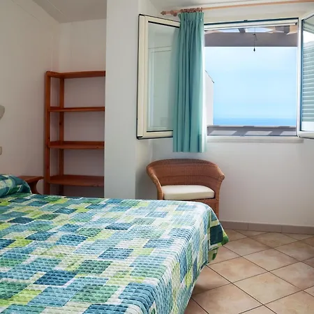Chiesiola Aparthotel 3*