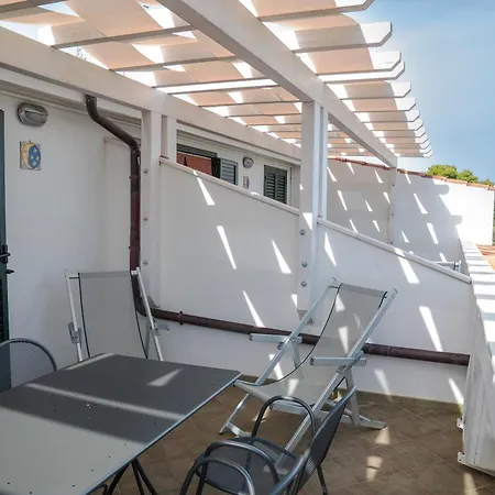 Chiesiola 3* Vieste