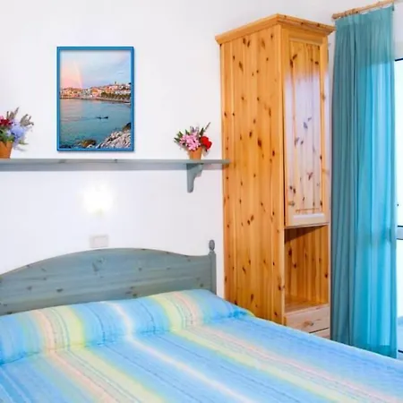 Chiesiola Апарт-отель Вьесте