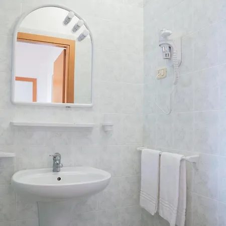 Aparthotel Chiesiola 4*