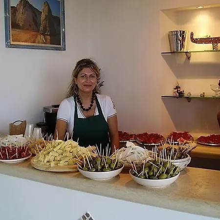 齐斯欧拉公寓式酒店 维耶斯泰