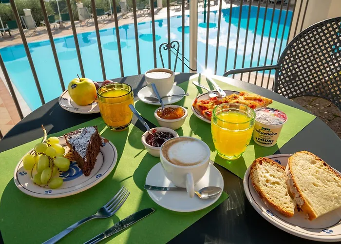 Chiesiola מלון דירות ויאסטה