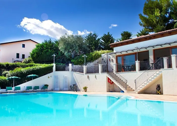 מלון דירות Chiesiola 4*